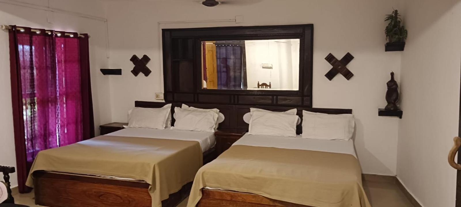 Vedha Beach Resort アーラップーザ県 エクステリア 写真